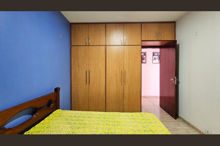 Casa para alugar com 221m², 2 quartos e 2 vagasSuíte 2