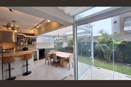 Apartamento à venda com 150m², 2 quartos e 2 vagasVaranda