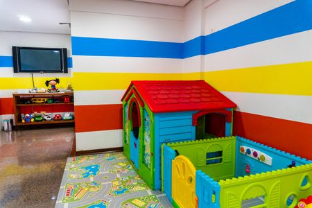 Apartamento à venda com 122m², 2 quartos e 3 vagasÁrea comum - Brinquedoteca