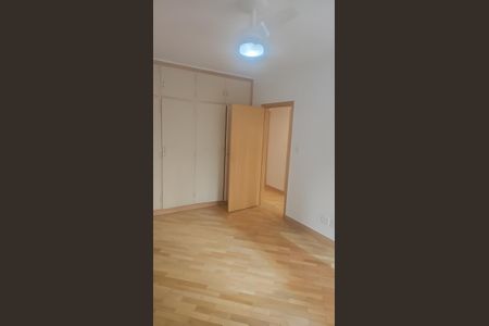 Apartamento para alugar com 2 quartos, 103m² em Santa Cecilia, São Paulo