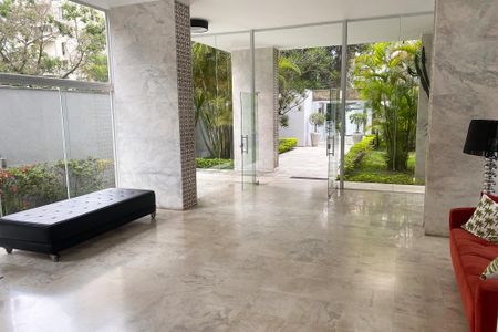 Apartamento à venda com 140m², 3 quartos e sem vagaÁrea comum
