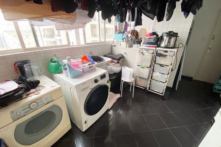 Apartamento à venda com 140m², 3 quartos e sem vagaÁrea de Serviço