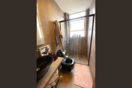 Apartamento à venda com 140m², 3 quartos e sem vagaBanheiro 2