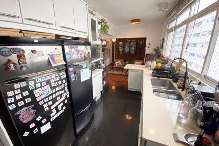 Apartamento à venda com 140m², 3 quartos e sem vagaCozinha