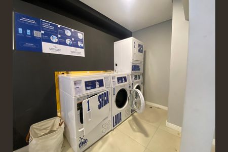 Apartamento à venda com 37m², 2 quartos e sem vagaÁrea comum