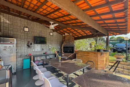 Casa à venda com 120m², 3 quartos e 5 vagas Casa à venda com 120m², 3 quartos e 5 vagasÁrea gourmet