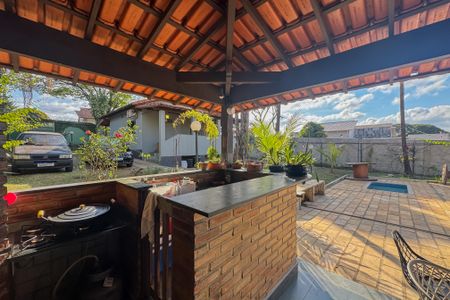 Casa à venda com 120m², 3 quartos e 5 vagas Casa à venda com 120m², 3 quartos e 5 vagasÁrea gourmet