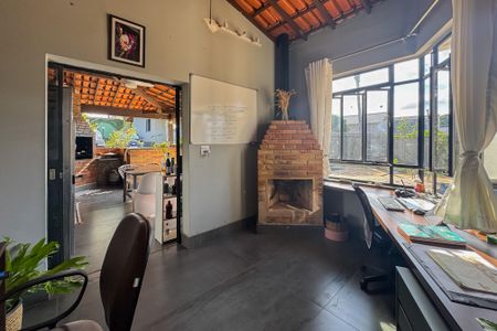 Casa à venda com 120m², 3 quartos e 5 vagas Casa à venda com 120m², 3 quartos e 5 vagasÁrea gourmet