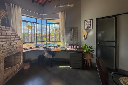 Casa à venda com 120m², 3 quartos e 5 vagas Casa à venda com 120m², 3 quartos e 5 vagasÁrea gourmet