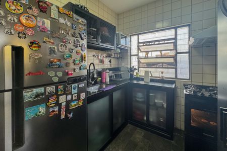 Cozinha de casa à venda com 3 quartos, 120m² em Garças, Belo Horizonte