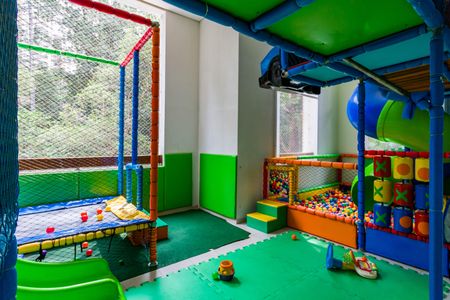 Apartamento à venda com 163m², 3 quartos e 4 vagas Apartamento à venda com 163m², 3 quartos e 4 vagasÁrea comum