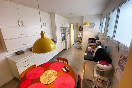 Apartamento para alugar com 150m², 3 quartos e 2 vagasCozinha