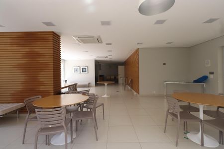 Apartamento à venda com 105m², 2 quartos e 2 vagasÁrea comum - Salão de festas