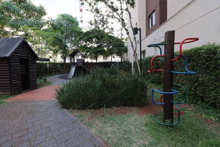 Apartamento à venda com 105m², 2 quartos e 2 vagasÁrea comum - Playground