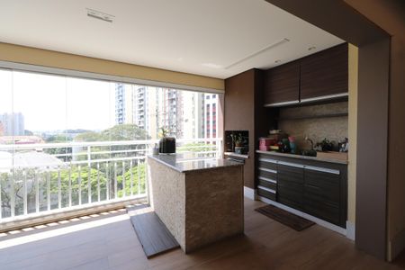 Sacada de apartamento à venda com 2 quartos, 105m² em Tatuapé, São Paulo