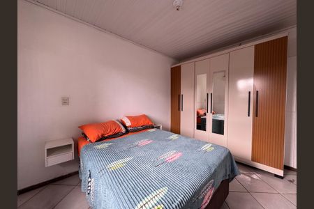 Casa à venda com 110m², 3 quartos e 2 vagasQuarto