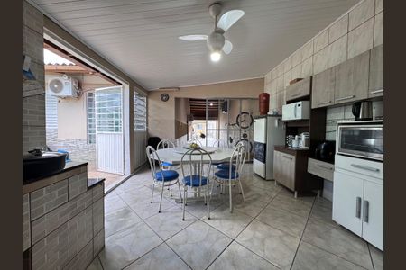 Casa à venda com 110m², 3 quartos e 2 vagasCozinha