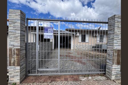 Casa à venda com 110m², 3 quartos e 2 vagasFachada