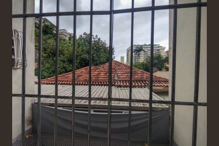 Apartamento à venda com 116m², 3 quartos e 1 vagaÁrea de Serviço