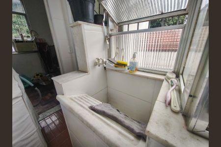 Apartamento à venda com 116m², 3 quartos e 1 vagaÁrea de Serviço