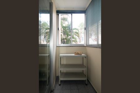 Apartamento para alugar com 34m², 1 quarto e sem vaga Apartamento para alugar com 34m², 1 quarto e sem vagaSala