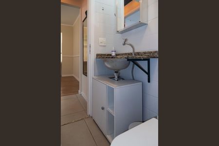 Apartamento para alugar com 34m², 1 quarto e sem vaga Apartamento para alugar com 34m², 1 quarto e sem vagaBanheiro