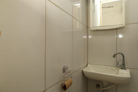 Casa à venda com 200m², 3 quartos e 2 vagasBanheiro 4