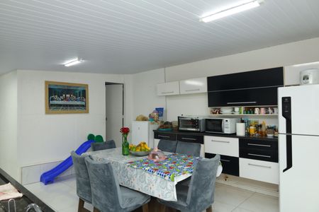 Casa à venda com 200m², 3 quartos e 2 vagasCozinha