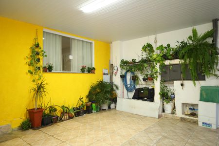Casa à venda com 200m², 3 quartos e 2 vagasGaragem