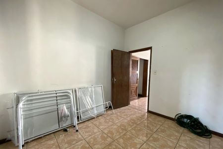 Casa à venda com 315m², 4 quartos e 4 vagasQuarto 2