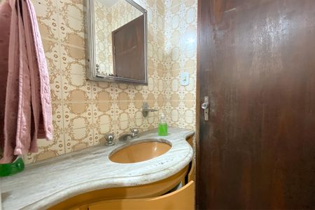 Casa à venda com 315m², 4 quartos e 4 vagasBanheiro