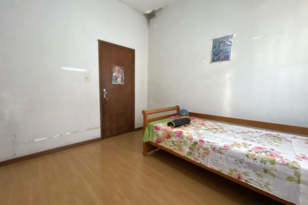 Casa à venda com 315m², 4 quartos e 4 vagasSuite 1