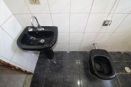Casa para alugar com 135m², 2 quartos e 3 vagasBanheiro