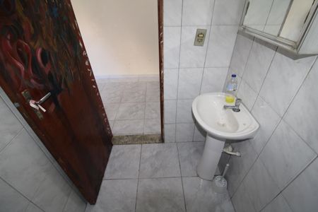 Casa para alugar com 135m², 2 quartos e 3 vagasBanheiro 2