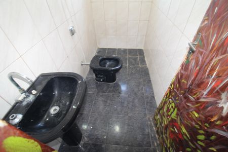 Casa para alugar com 135m², 2 quartos e 3 vagasBanheiro