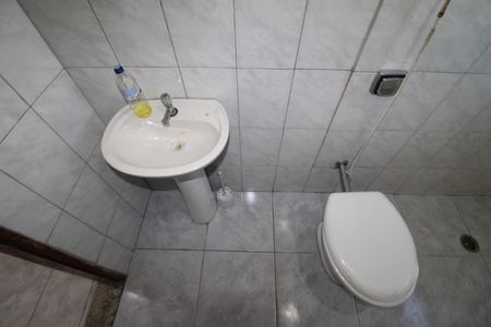 Casa para alugar com 135m², 2 quartos e 3 vagasBanheiro 2
