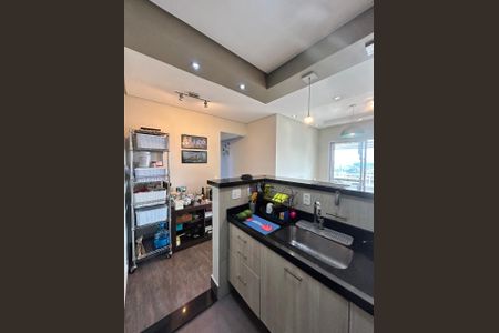 Apartamento à venda com 94m², 2 quartos e 2 vagas Apartamento à venda com 94m², 2 quartos e 2 vagasCozinha americana