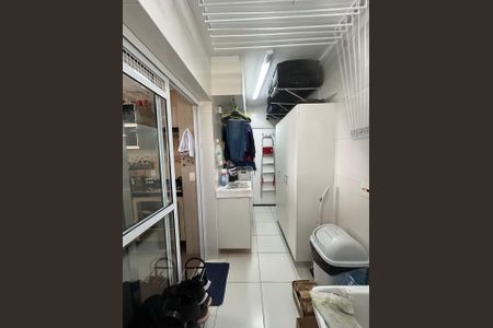 Apartamento à venda com 94m², 2 quartos e 2 vagas Apartamento à venda com 94m², 2 quartos e 2 vagasÁrea de Serviço