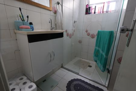 Casa à venda com 120m², 2 quartos e 2 vagasBanheiro 1