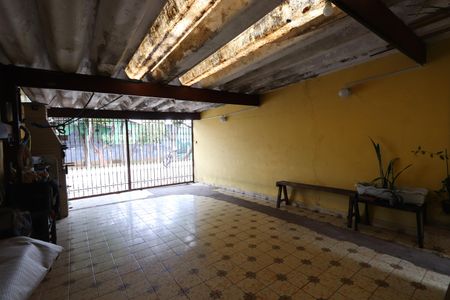 Casa à venda com 120m², 2 quartos e 2 vagasGaragem