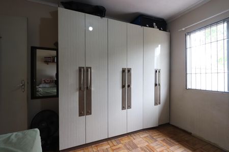 Casa à venda com 120m², 2 quartos e 2 vagasQuarto 2