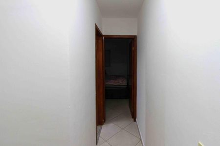 Casa de condomínio à venda com 100m², 2 quartos e 2 vagasCorredor