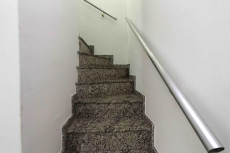 Casa de condomínio à venda com 100m², 2 quartos e 2 vagasescada