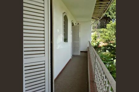 Casa à venda com 6 quartos, 554m² em Jardim Everest, São Paulo