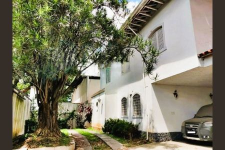 Casa à venda com 554m², 6 quartos e 6 vagas