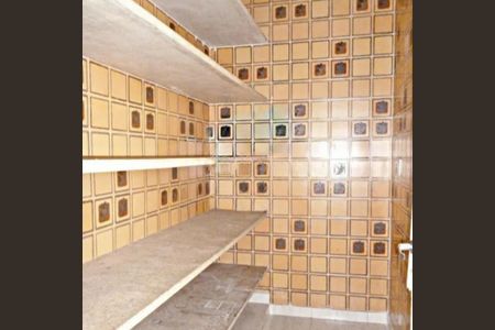 Casa à venda com 6 quartos, 554m² em Jardim Everest, São Paulo