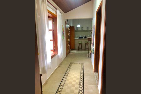 Casa à venda com 386m², 5 quartos e 5 vagas Casa à venda com 386m², 5 quartos e 5 vagasSala