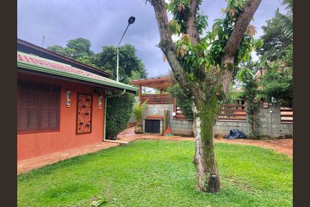 Casa à venda com 386m², 5 quartos e 5 vagas Casa à venda com 386m², 5 quartos e 5 vagasÁrea Externa