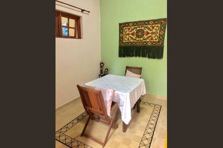 Casa à venda com 386m², 5 quartos e 5 vagas Casa à venda com 386m², 5 quartos e 5 vagasSala