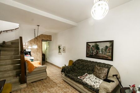 Casa à venda com 125m², 3 quartos e 2 vagasSala